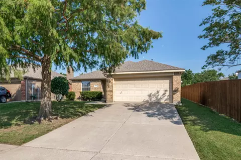 1109 Alexandria Dr, Forney, TX 75126