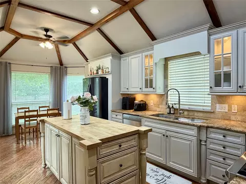 6822 Highland Crest Ln, Sachse, TX 75048