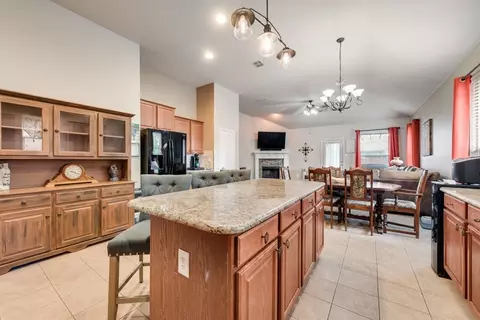 2341 Grand Rapids Dr, Fort Worth, TX 76177