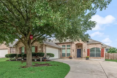 1022 Spinnaker Dr, Forney, TX 75126