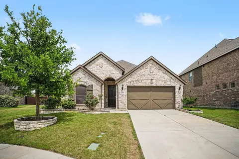 1216 Kensington Dr, Forney, TX 75126