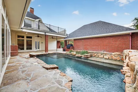 5811 Scenic Bay Ct, Arlington, TX 76013