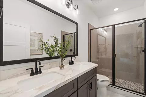 Bath - 1705 Bennett Dr, Anna, TX 75409 photo 3 of 3