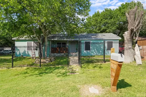 12809 Sultana St, Dallas, TX 75253