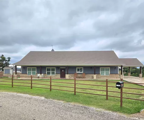 1142 Dunn Dr, Palo Pinto, TX 76484