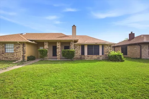 217 Cole St, Garland, TX 75040