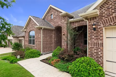 9420 Voyager Vis, Oak Point, TX 75068