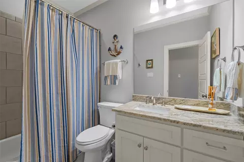 Bath - 2040 Brook Arbor Ct, Mcgregor, TX 76657 photo 6 of 7