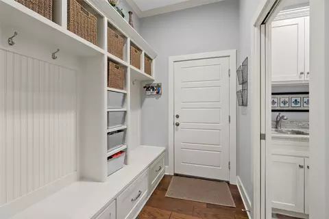 Entry Way - 2040 Brook Arbor Ct, Mcgregor, TX 76657 photo 3 of 3
