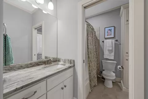 Bath - 2040 Brook Arbor Ct, Mcgregor, TX 76657 photo 5 of 7