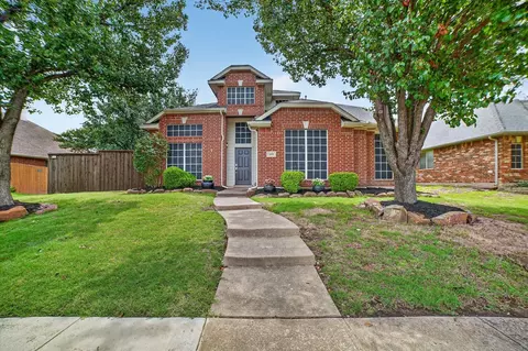 2070 Danbury Dr, Rockwall, TX 75032