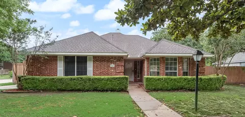 2201 Ridgewood Dr, Mckinney, TX 75071