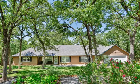 4823 County Road 211, Gainesville, TX 76240