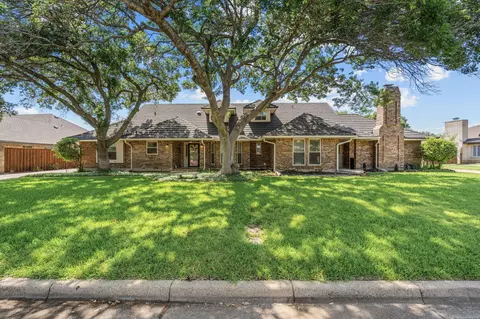 51115109 Ledgestone Dr, Fort Worth, TX 76132