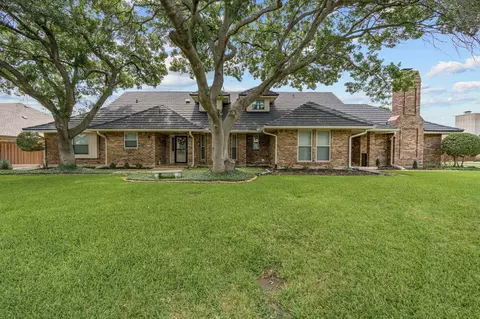 51115109 Ledgestone Dr, Fort Worth, TX 76132