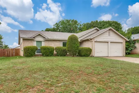 7205 Southridge Trl, Fort Worth, TX 76133
