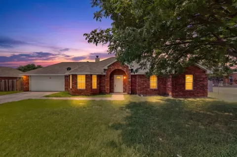 2509 Gerry Way St, Lancaster, TX 75134