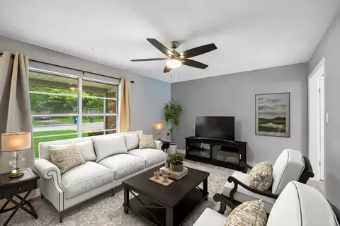 Other - 801 Broadway Ave, Euless, TX 76040 photo 1 of 5