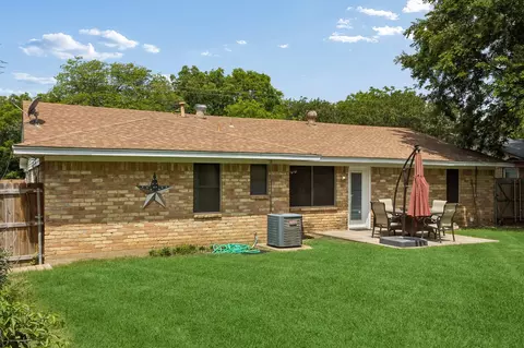 Other - 801 Broadway Ave, Euless, TX 76040 photo 5 of 5