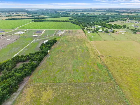 471 Ewing Rd, Ferris, TX 75125