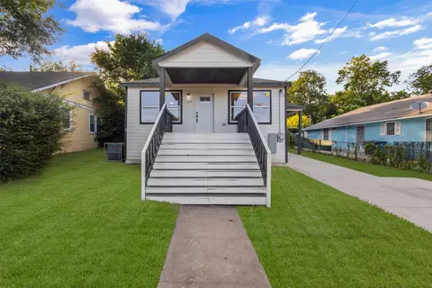 1507 E Waco Ave, Dallas, TX 75216