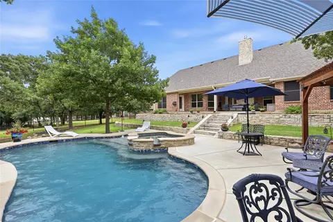132 Birdie Dr, Lipan, TX 76462