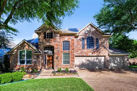 500 Lake Village Dr, Mckinney, TX 75071