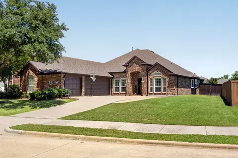 8502 Sawgrass Ln, Rowlett, TX 75089