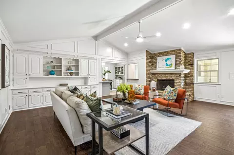 8716 Echo Valley Dr, Dallas, TX 75243