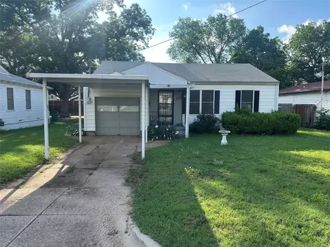 233 Sunset Ln, Fort Worth, TX 76114