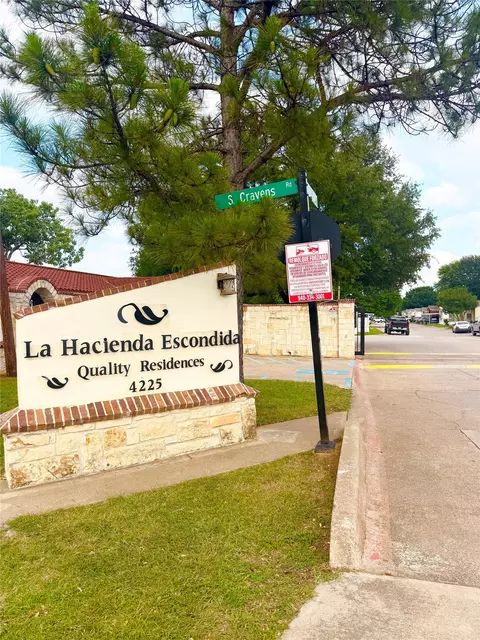 4208 Vista Del Sol Dr, Fort Worth, TX 76119