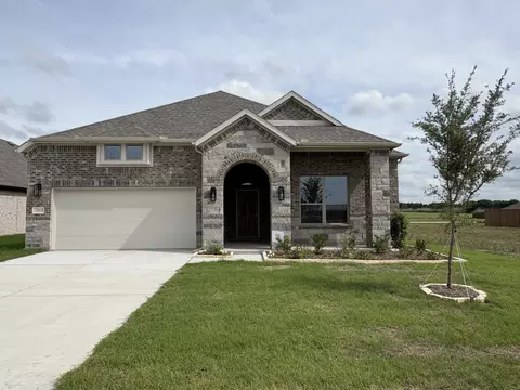 1969 Daybreak Dr, Alvarado, TX 76009