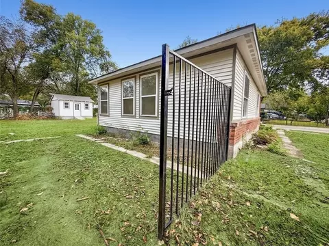 1315 Whitley Dr, Dallas, TX 75217