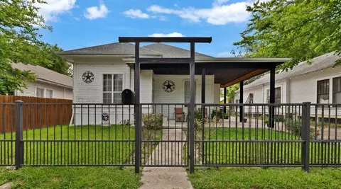 1811 Wesley St, Greenville, TX 75401