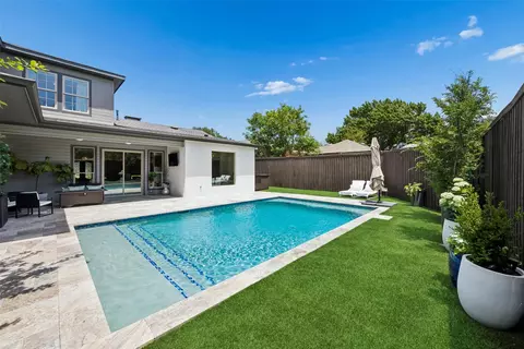 6610 Southpoint Dr, Dallas, TX 75248