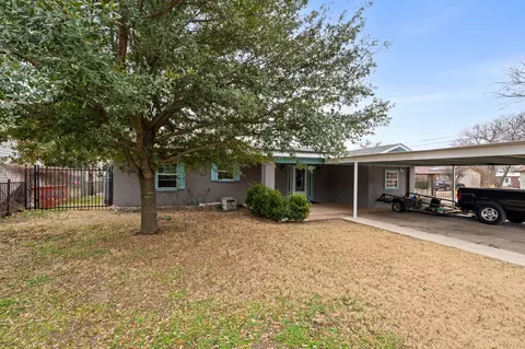1530 Carson Dr, Mesquite, TX 75149