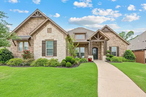 7320 Winding Way Dr, Arlington, TX 76001