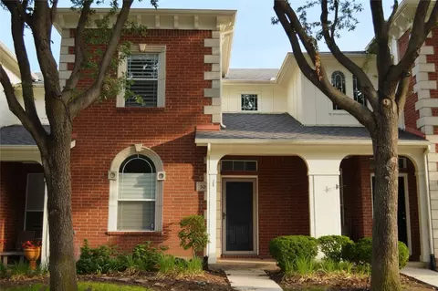 508 Legends Dr, Lewisville, TX 75057