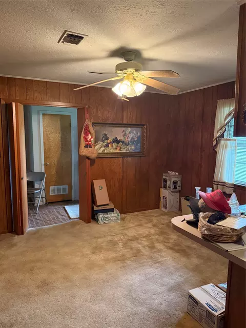 Dining - 25362 Fm-137, Petty, TX 75470 photo 1 of 1