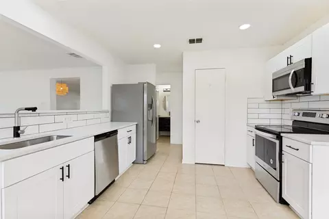 4277 Estes Park Cir, Haltom City, TX 76137