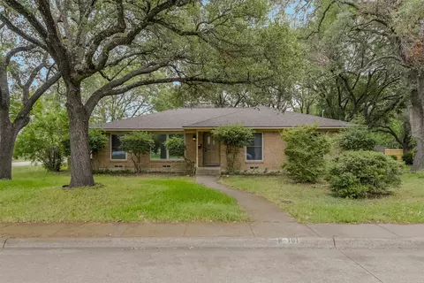 101 Vanderbilt Ln, Waxahachie, TX 75165