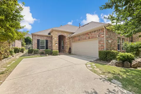 697 Scenic Ranch Cir, Fairview, TX 75069