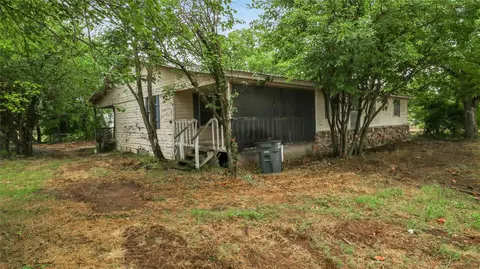 306 Denver Rd, Sunset, TX 76270