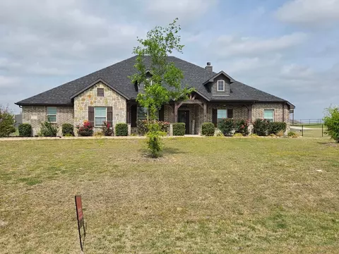 7417 Green Mesa Rd, Ponder, TX 76259