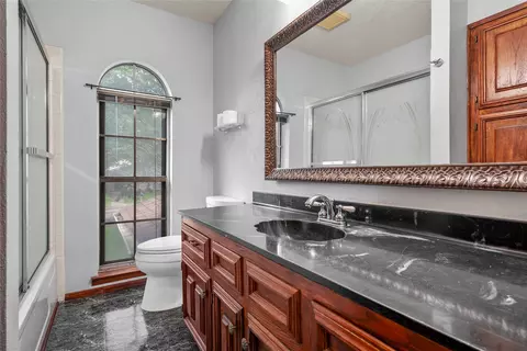 Bath - 312 Opal St, Hewitt, TX 76643 photo 2 of 2