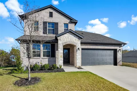5516 Candlewood Dr, Denton, TX 76207