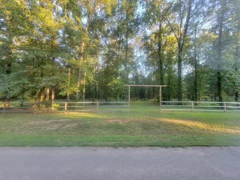 223 Joyner Rd, Haughton, LA 71037