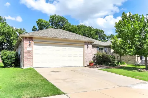 1713 Megan Creek Dr, Little Elm, TX 75068