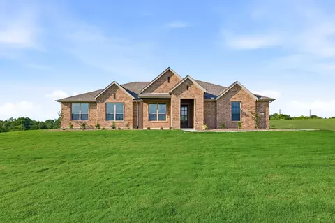 120 Park Hurst Dr, Boyd, TX 76023