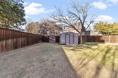 Exterior - 24 Cherry Hls E, Abilene, TX 79606 photo 6 of 11
